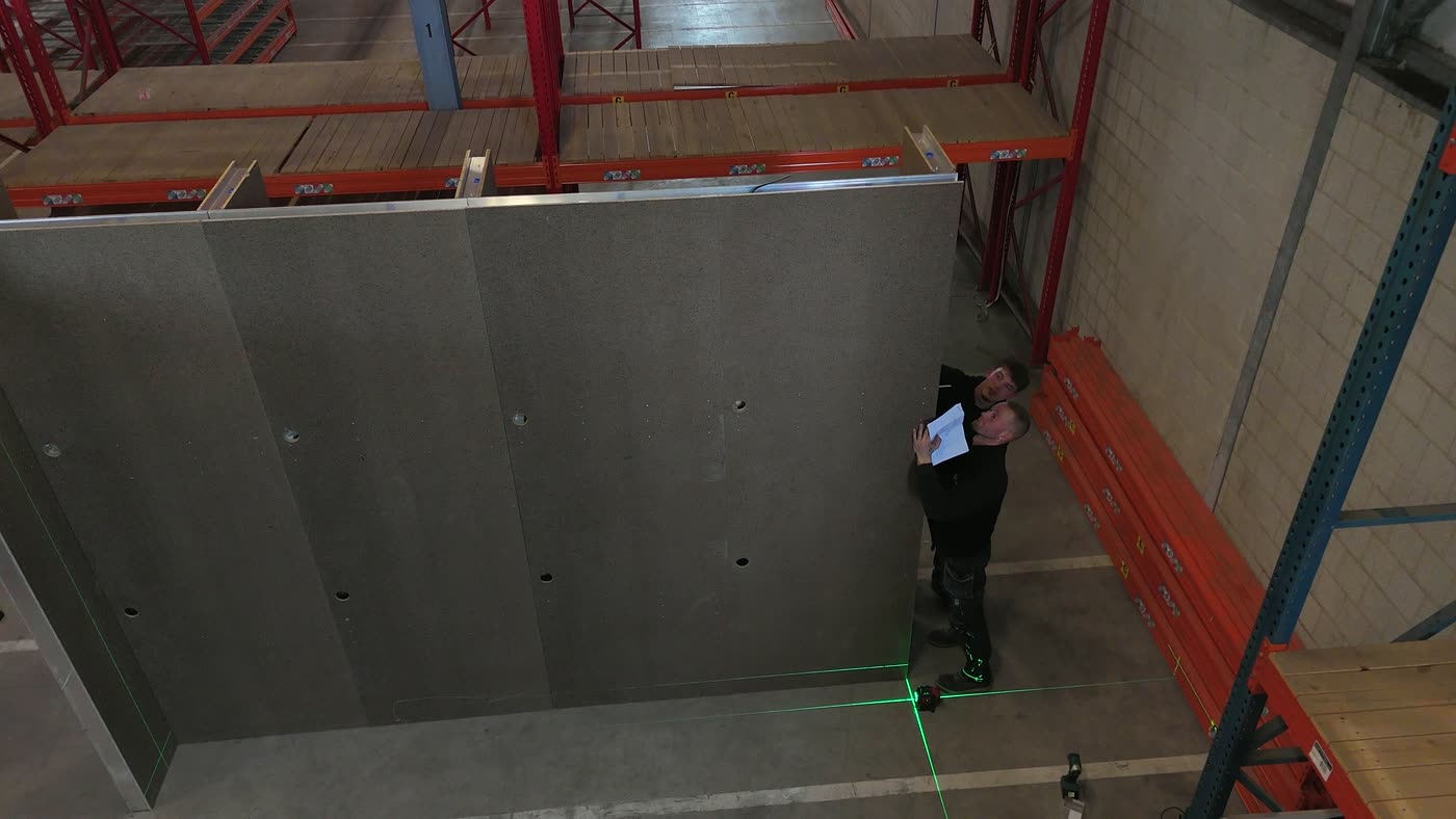 Scheidingswand bedrijfshal: wanden van Fast Connect Walls in een bedrijfshal